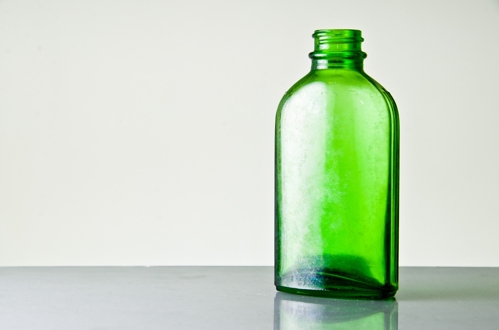 empty bottle image